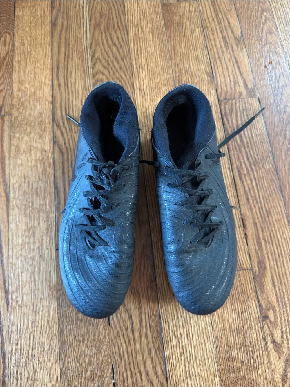 Nike Women's Black Athletic Soccer Cleats